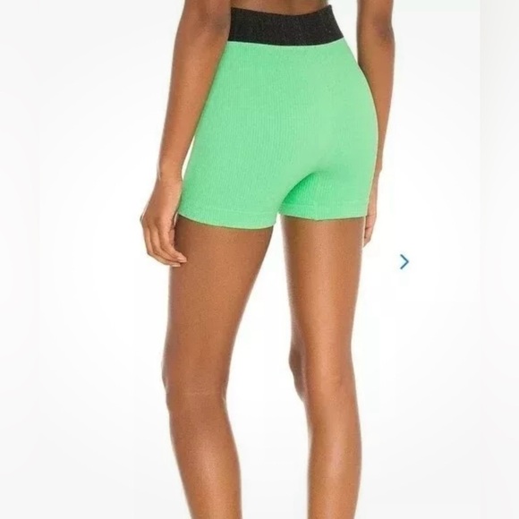 NWT Free People Movement Pranja Shorts In green Size XS/S - Picture 3 of 5